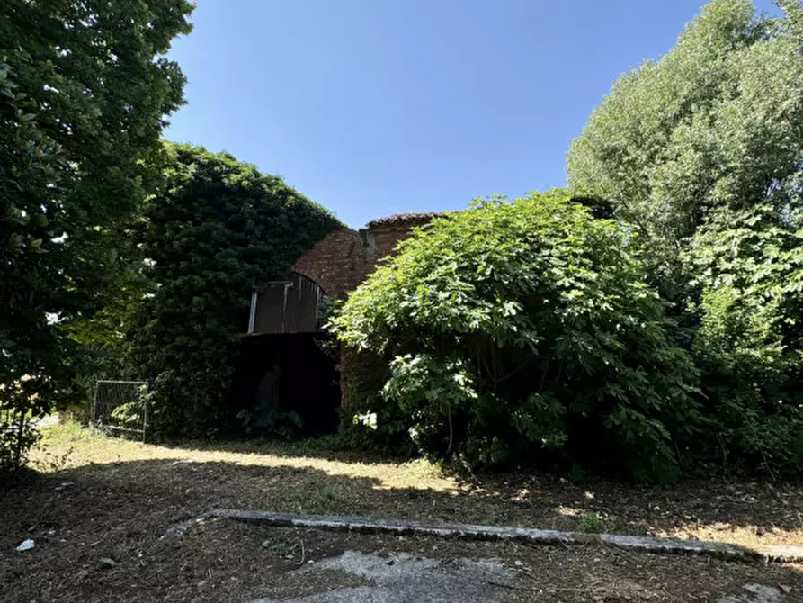 Immagine 7 di Rustico / casale in vendita  in Via Corniola Destra a Sant'urbano