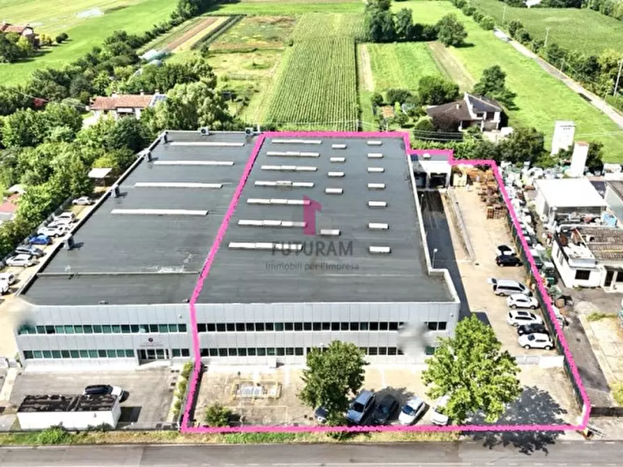 Immagine 2 di Capannone industriale in vendita  in Via Fontanoni a Bolzano Vicentino