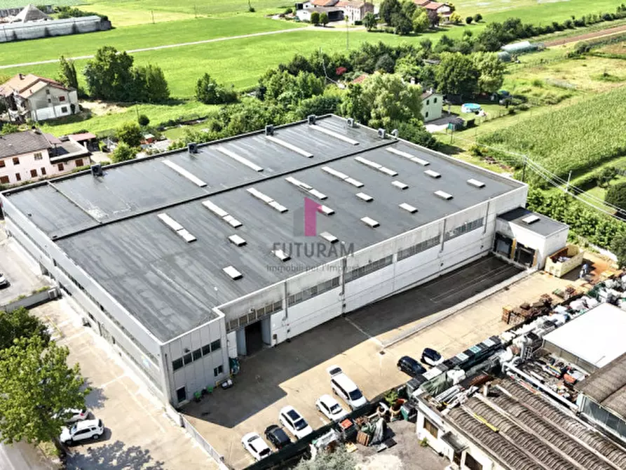 Immagine 5 di Capannone industriale in vendita  in Via Fontanoni a Bolzano Vicentino