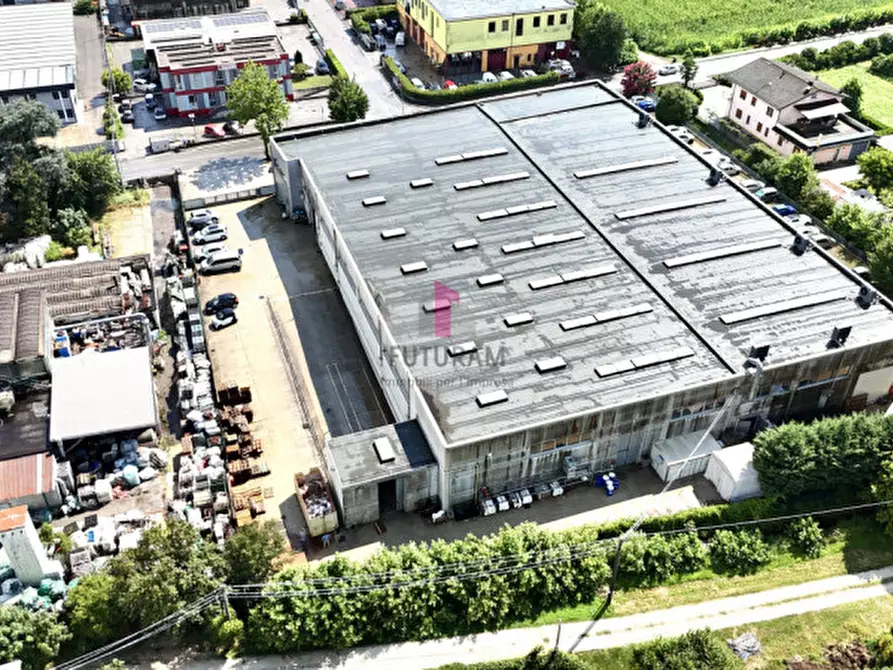Immagine 9 di Capannone industriale in vendita  in Via Fontanoni a Bolzano Vicentino