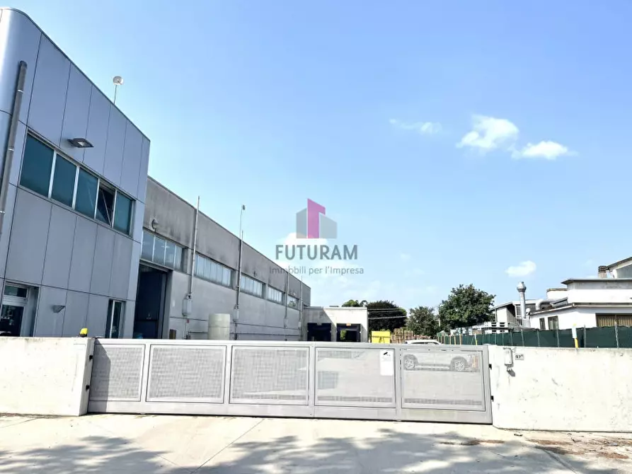 Immagine 14 di Capannone industriale in vendita  in Via Fontanoni a Bolzano Vicentino