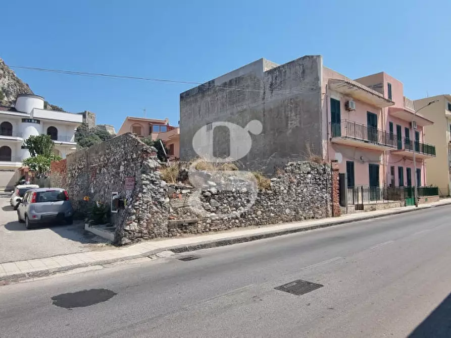Immagine 4 di Casa indipendente in vendita  in Via Grotta Polifemo a Milazzo