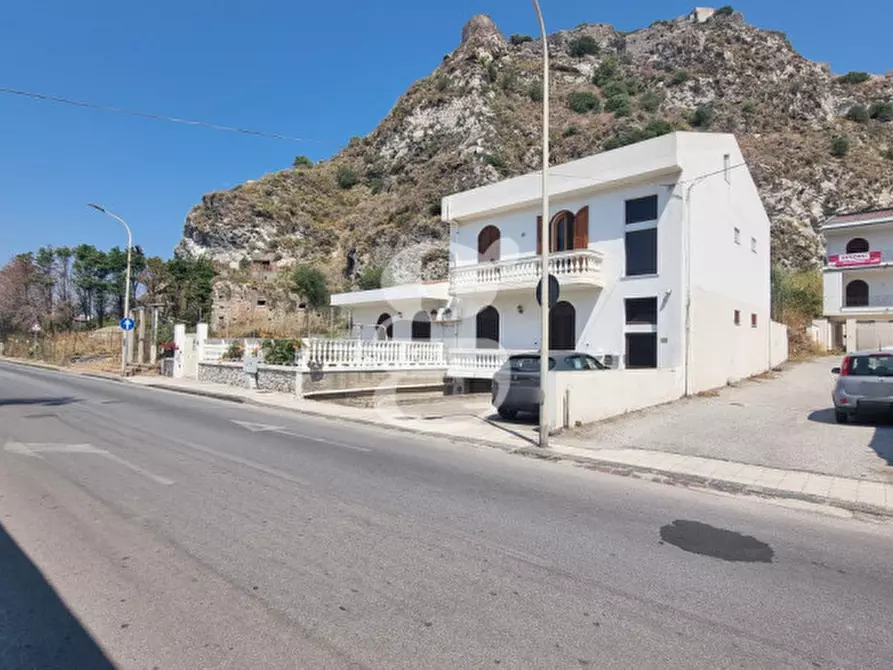 Immagine 7 di Casa indipendente in vendita  in Via Grotta Polifemo a Milazzo
