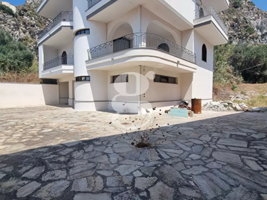 Immagine 10 di Casa indipendente in vendita  in Via Grotta Polifemo a Milazzo