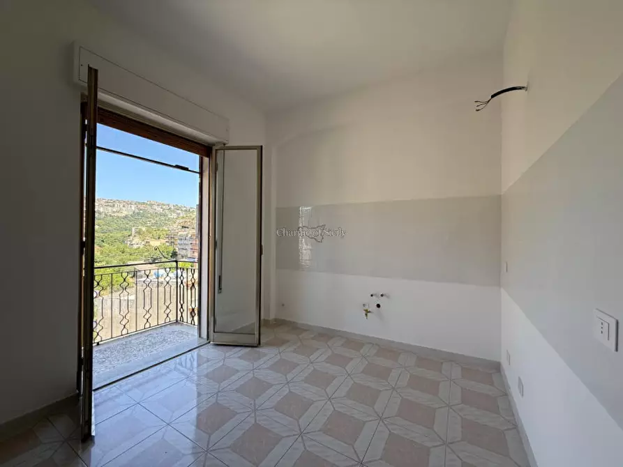 Immagine 7 di Appartamento in vendita  in Via Gerratana a Modica