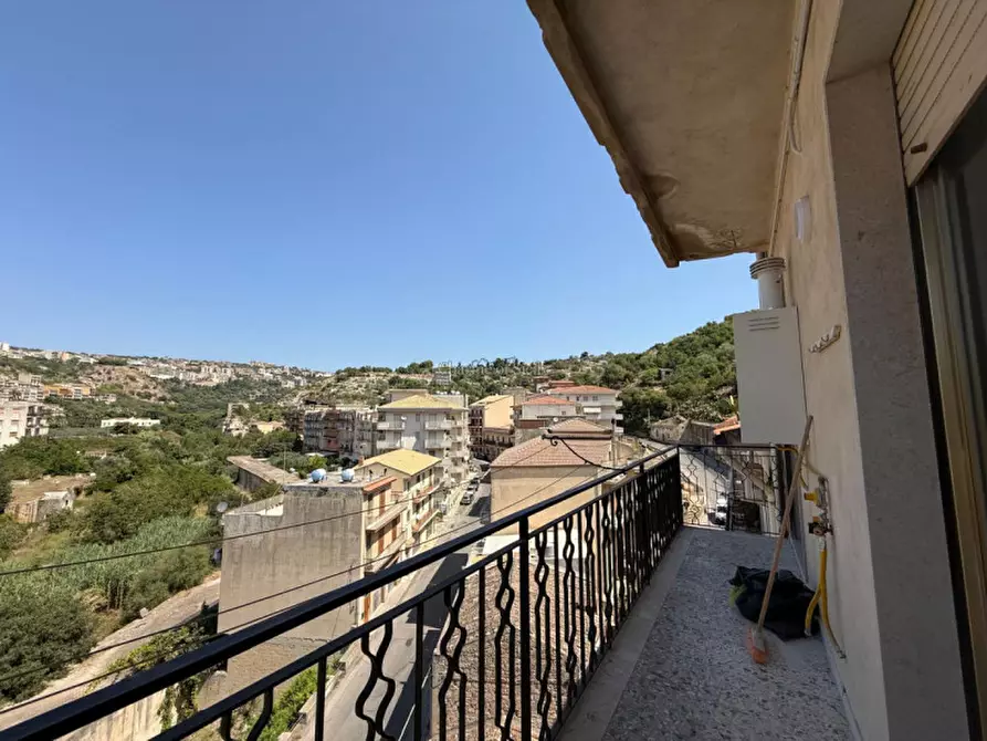 Immagine 16 di Appartamento in vendita  in Via Gerratana a Modica