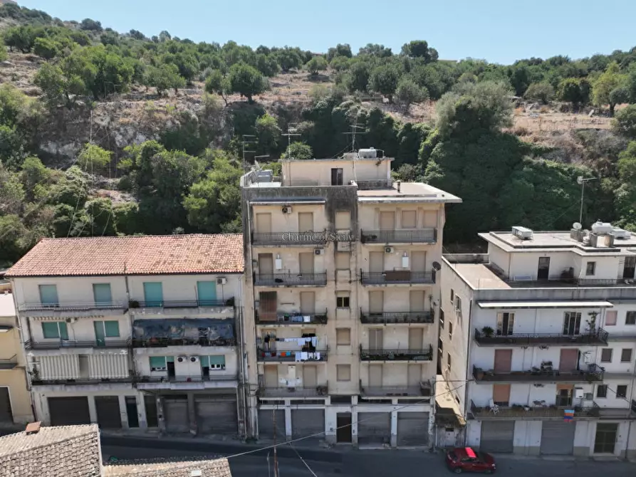 Immagine 23 di Appartamento in vendita  in Via Gerratana a Modica