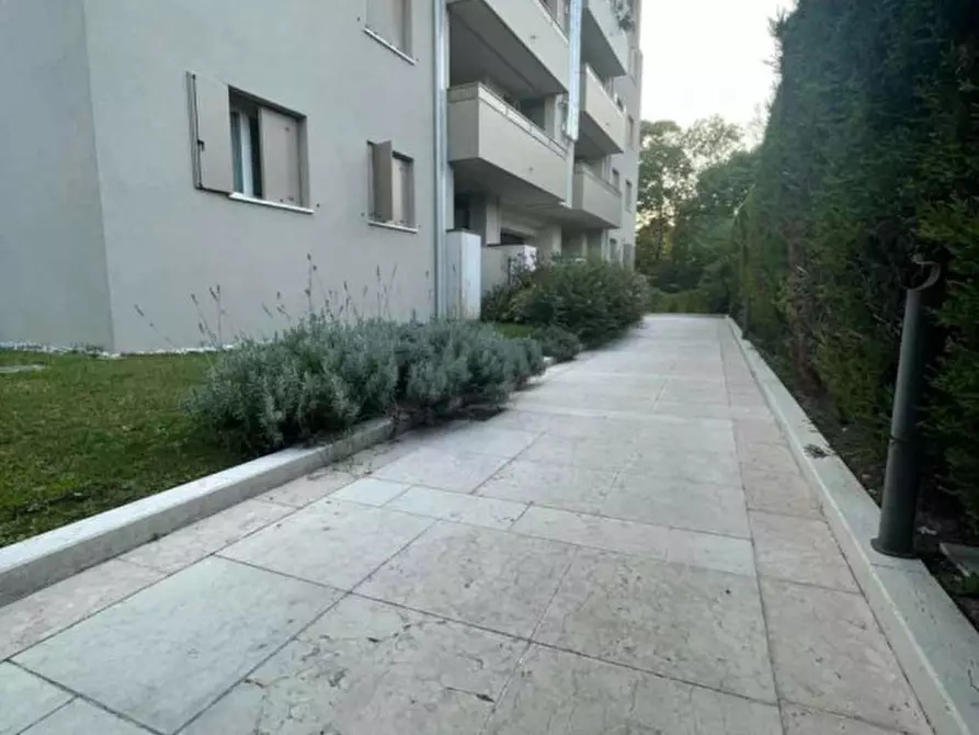 Immagine 19 di Appartamento in vendita  in Via Leo Girolami a Pordenone