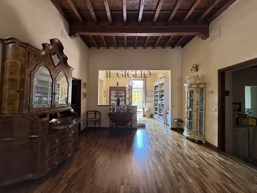 Immagine 2 di Appartamento in vendita  in Via de' Neri a Firenze