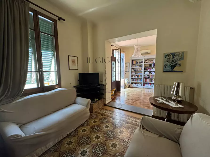 Immagine 3 di Appartamento in vendita  in Via de' Neri a Firenze