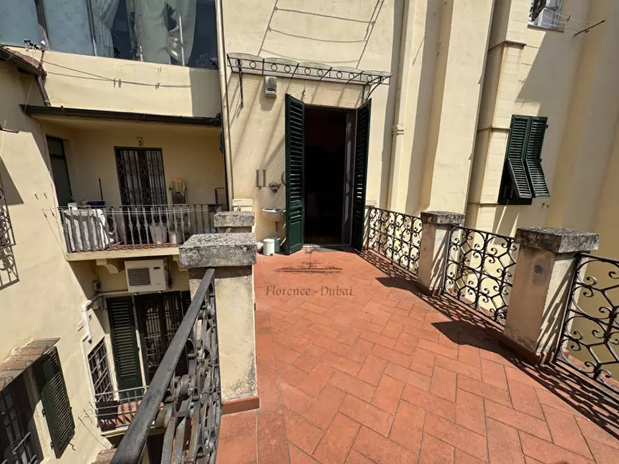Immagine 7 di Appartamento in vendita  in Via de' Neri a Firenze
