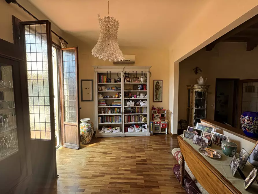 Immagine 26 di Appartamento in vendita  in Via de' Neri a Firenze