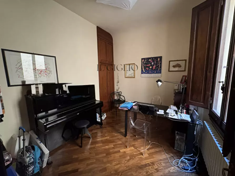 Immagine 36 di Appartamento in vendita  in Via de' Neri a Firenze