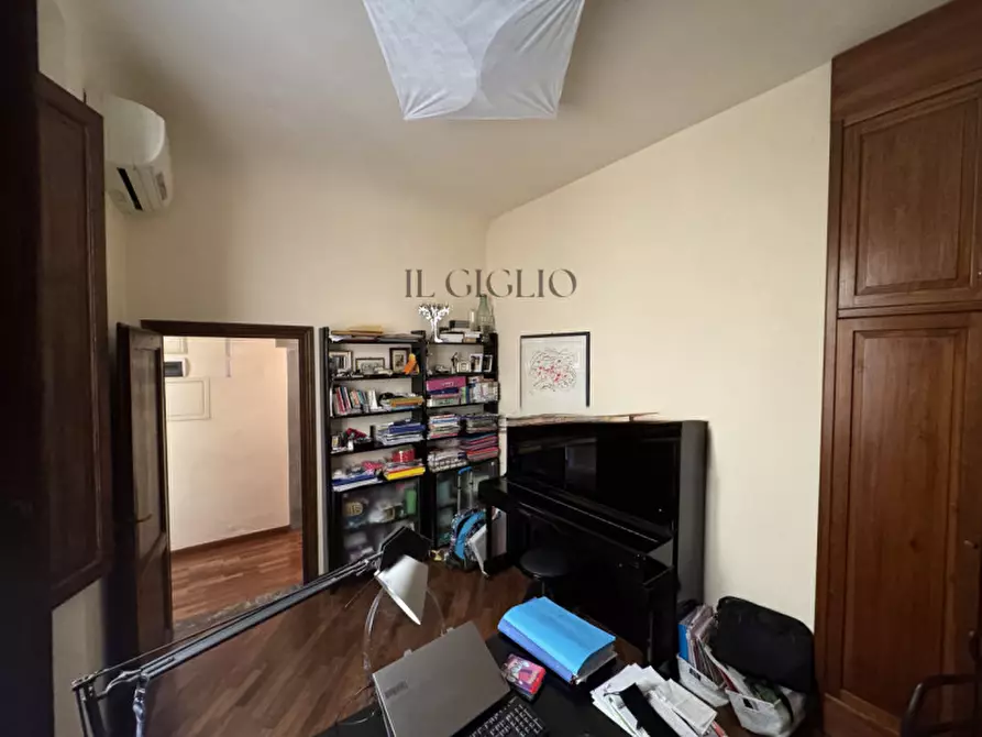 Immagine 38 di Appartamento in vendita  in Via de' Neri a Firenze