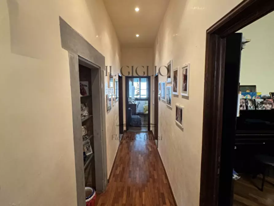 Immagine 39 di Appartamento in vendita  in Via de' Neri a Firenze