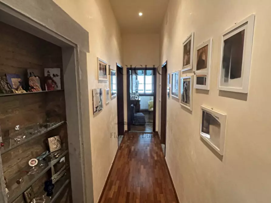 Immagine 40 di Appartamento in vendita  in Via de' Neri a Firenze