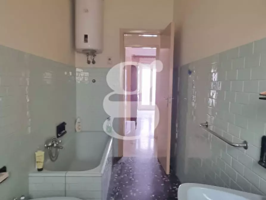 Immagine 21 di Appartamento in vendita  in Via San Giovanni a Milazzo