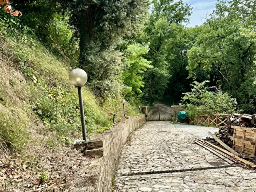 Immagine 2 di Casa indipendente in vendita  a Perugia