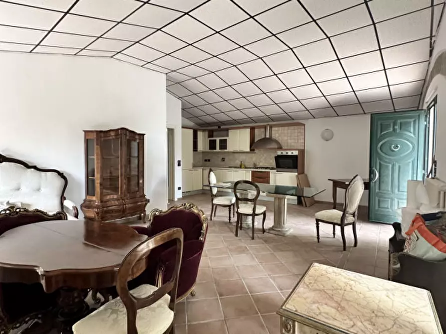 Immagine 5 di Casa indipendente in vendita  a Perugia