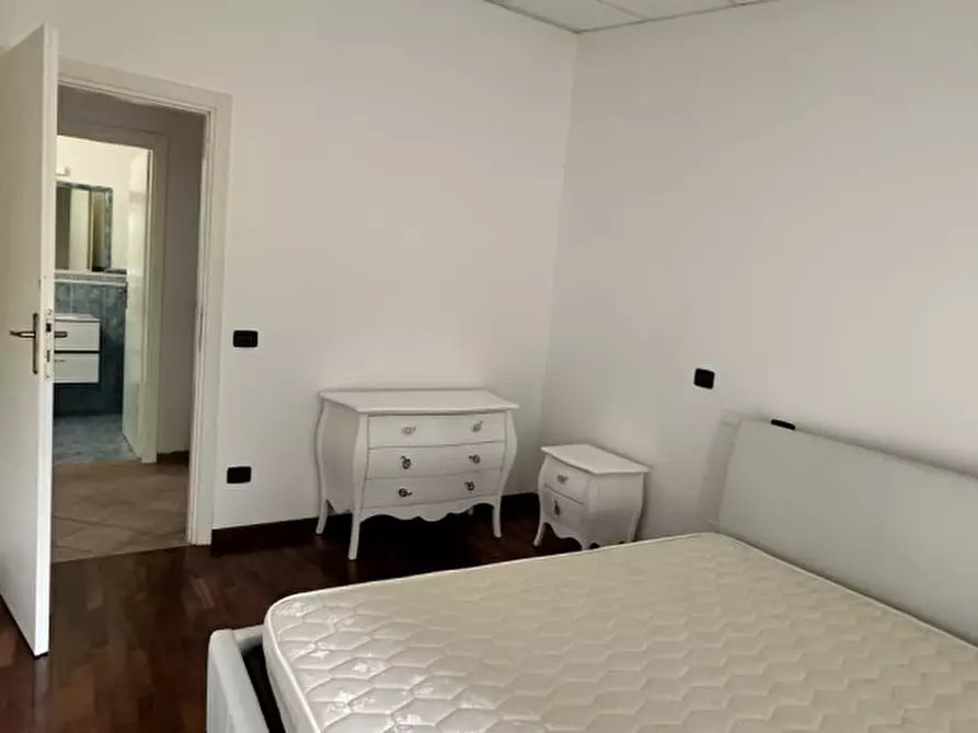 Immagine 12 di Casa indipendente in vendita  a Perugia