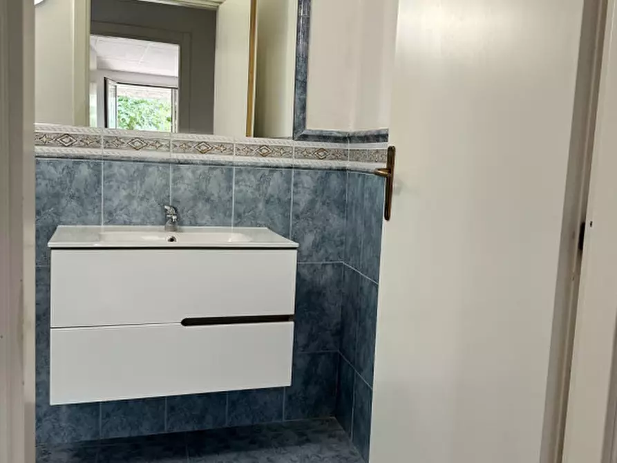 Immagine 16 di Casa indipendente in vendita  a Perugia