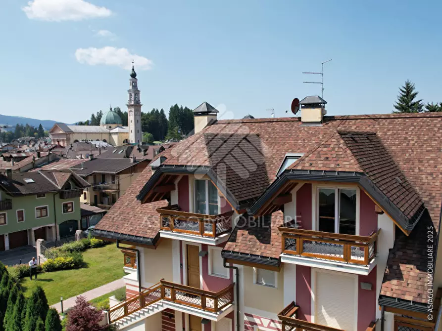 Immagine 6 di Attico in vendita  in Via Colonnello Rodeghiero, 1 a Asiago