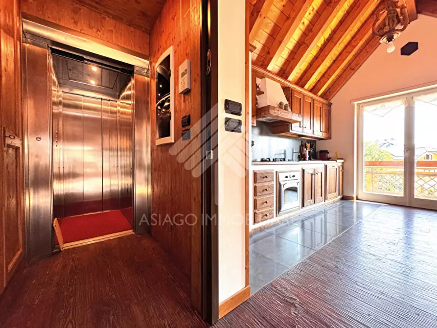 Immagine 13 di Attico in vendita  in Via Colonnello Rodeghiero, 1 a Asiago