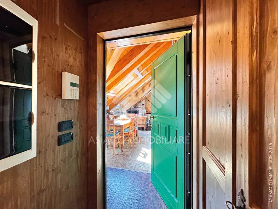 Immagine 14 di Attico in vendita  in Via Colonnello Rodeghiero, 1 a Asiago