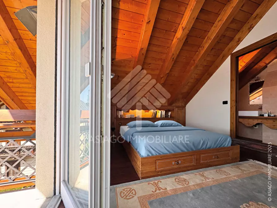 Immagine 21 di Attico in vendita  in Via Colonnello Rodeghiero, 1 a Asiago