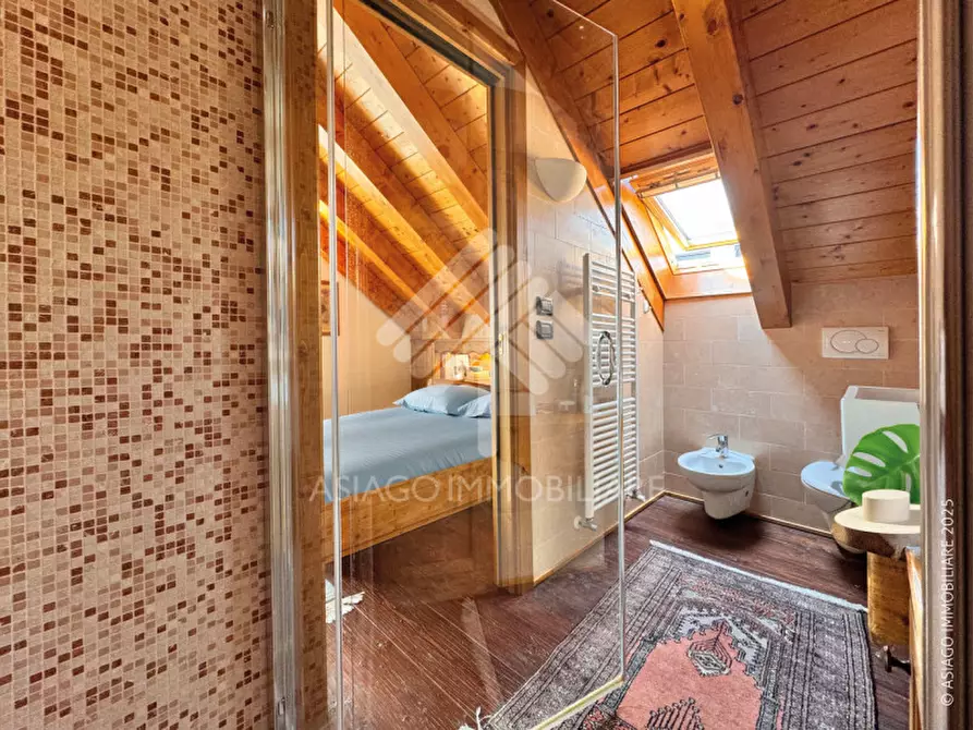 Immagine 22 di Attico in vendita  in Via Colonnello Rodeghiero, 1 a Asiago