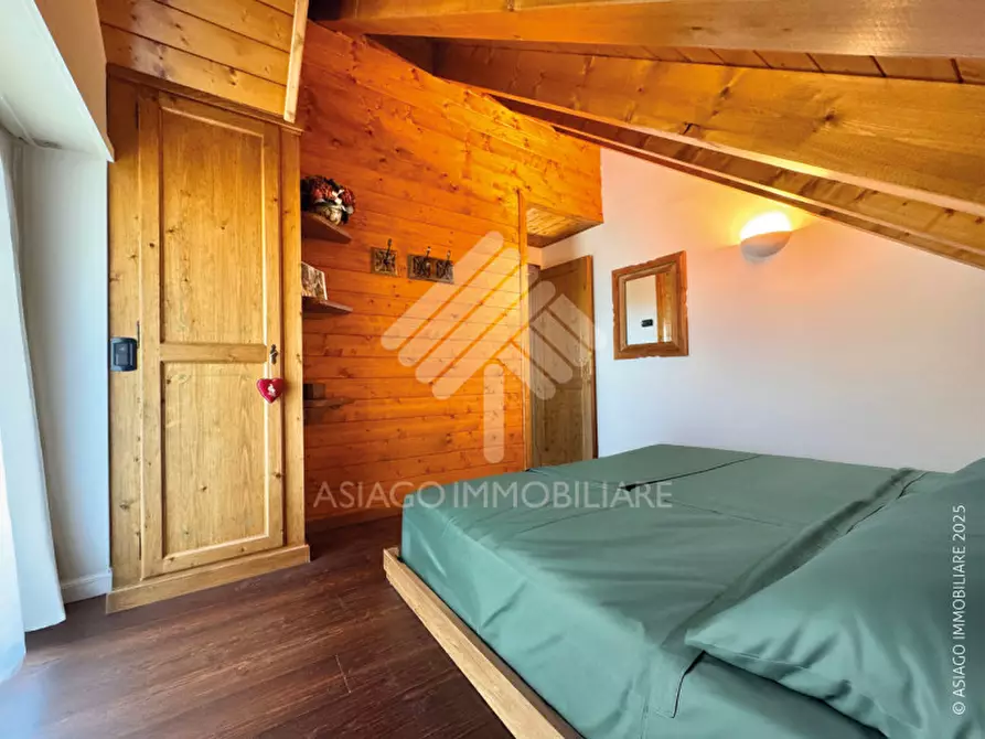 Immagine 25 di Attico in vendita  in Via Colonnello Rodeghiero, 1 a Asiago