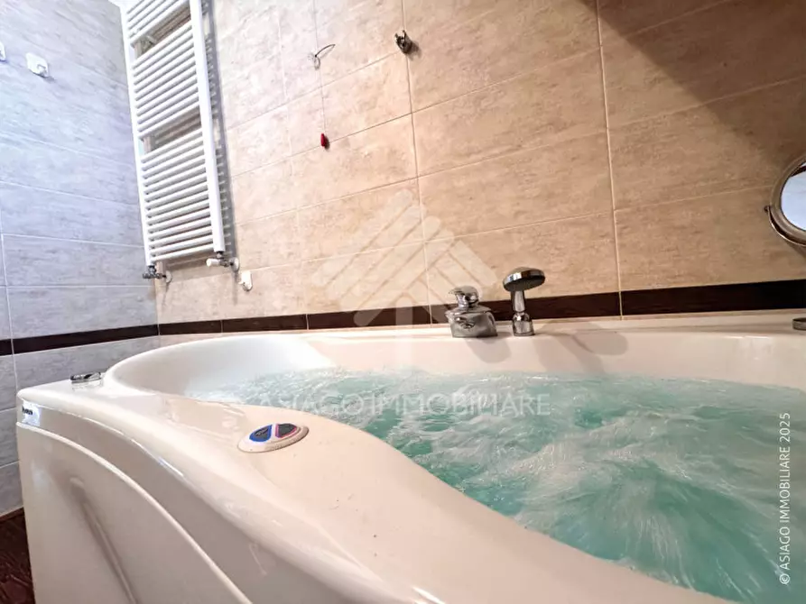 Immagine 28 di Attico in vendita  in Via Colonnello Rodeghiero, 1 a Asiago