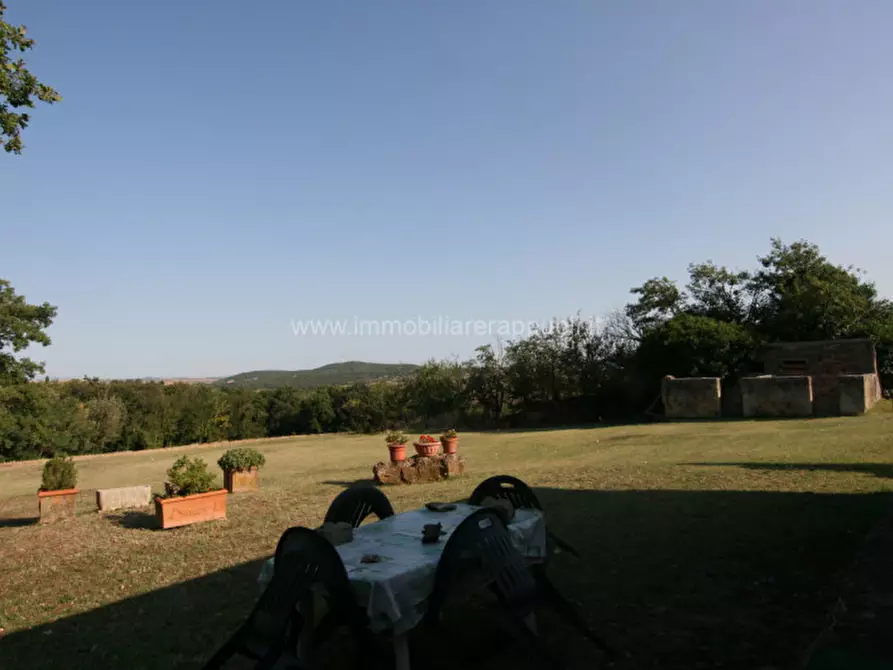 Immagine 10 di Rustico / casale in vendita  a Pienza