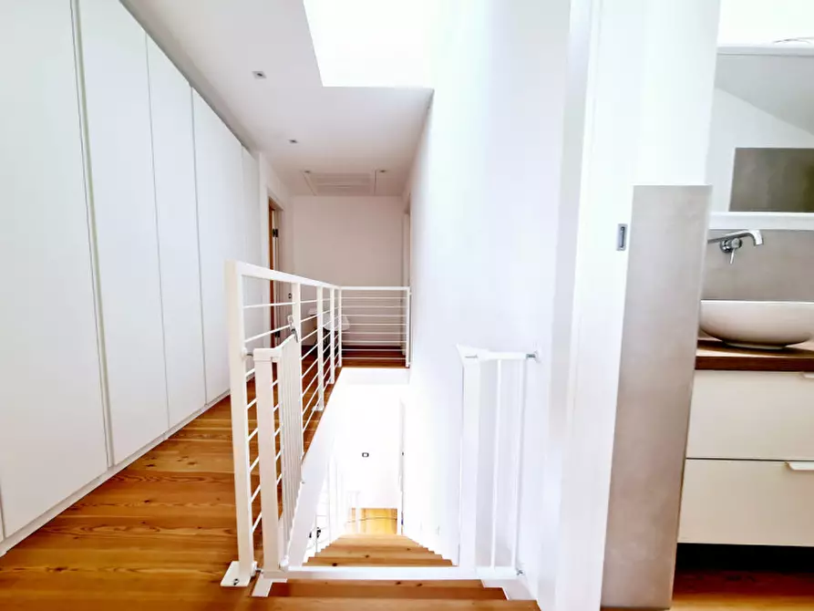 Immagine 8 di Casa bifamiliare in vendita  in Via Marconi a Sant'elena