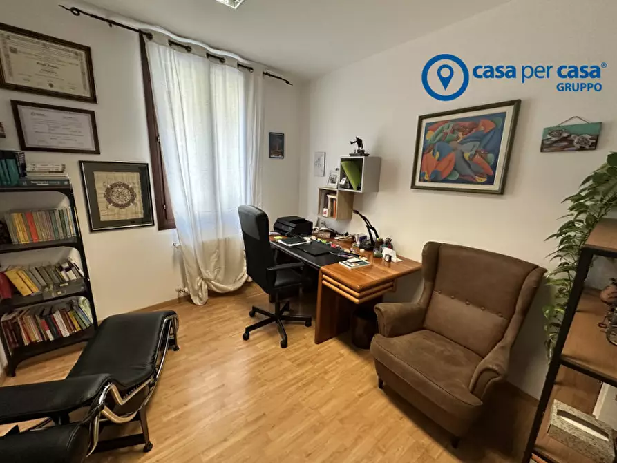 Immagine 5 di Appartamento in vendita  in via trento 5 a Rovigo