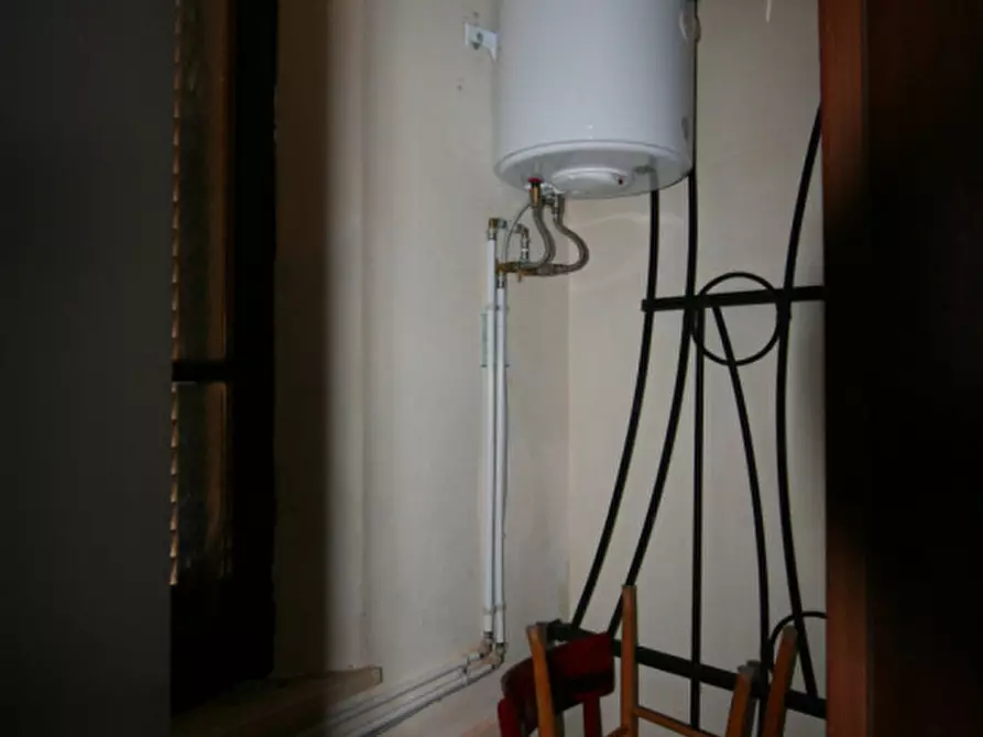 Immagine 10 di Appartamento in vendita  a Sinalunga