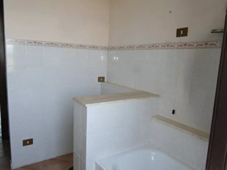 Immagine 12 di Appartamento in vendita  a Sinalunga