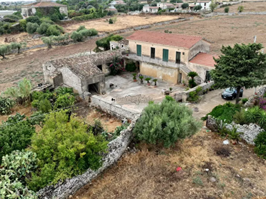 Immagine 1 di Casa indipendente in vendita  in Strada Comunale Crocevia Cava Ispica Ciancia a Modica