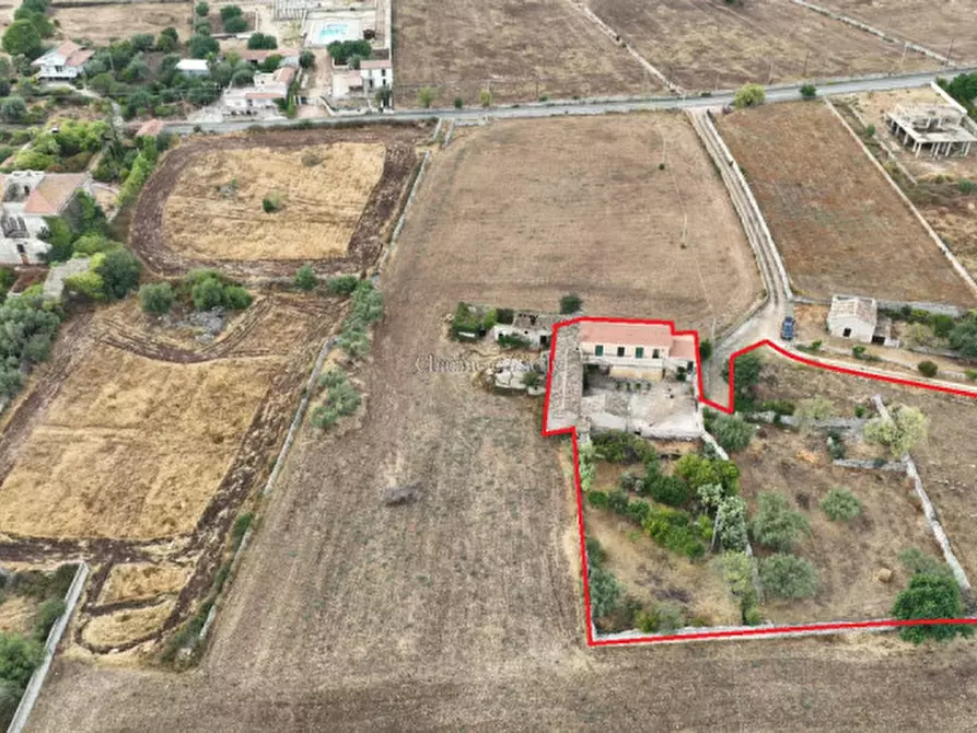 Immagine 3 di Casa indipendente in vendita  in Strada Comunale Crocevia Cava Ispica Ciancia a Modica