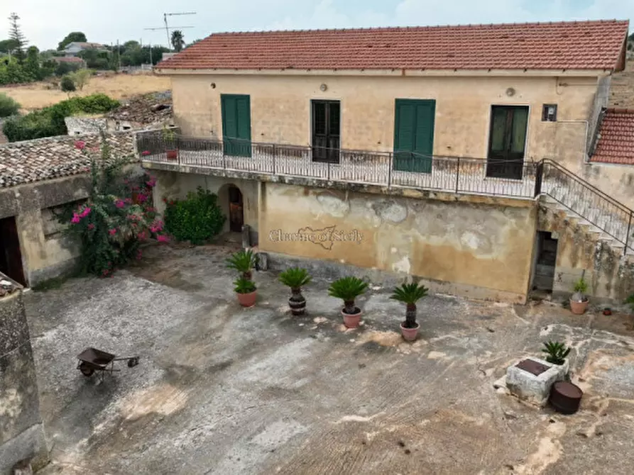 Immagine 11 di Casa indipendente in vendita  in Strada Comunale Crocevia Cava Ispica Ciancia a Modica