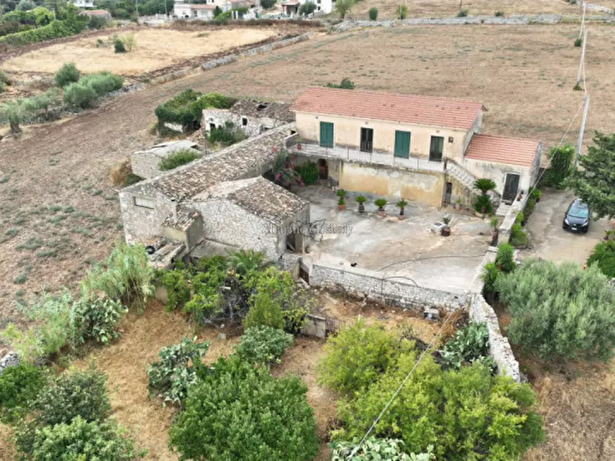 Immagine 12 di Casa indipendente in vendita  in Strada Comunale Crocevia Cava Ispica Ciancia a Modica