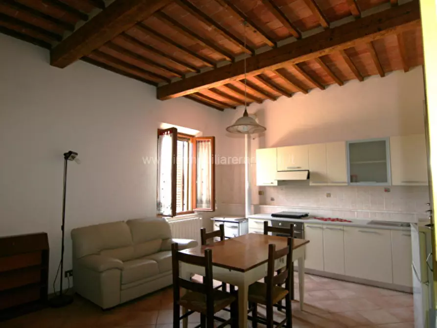 Immagine 43 di Villa in vendita  a Sinalunga