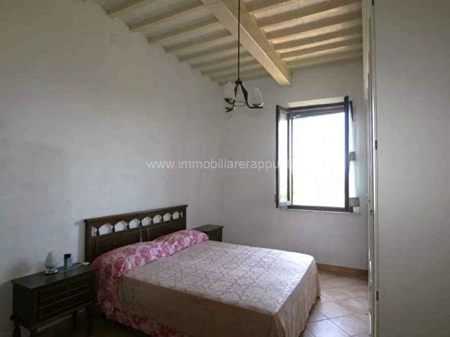 Immagine 48 di Villa in vendita  a Sinalunga