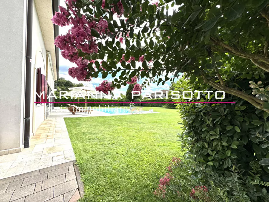 Immagine 6 di Villa in vendita  in Via Piana d'Oriente 34/B a Mussolente