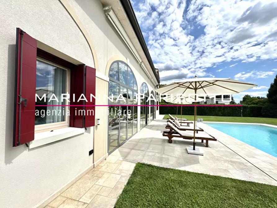 Immagine 11 di Villa in vendita  in Via Piana d'Oriente 34/B a Mussolente