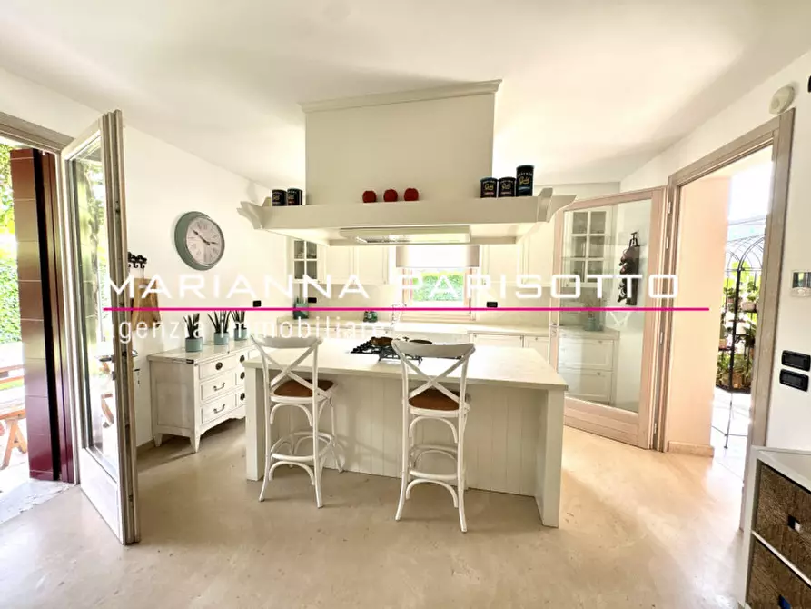 Immagine 38 di Villa in vendita  in Via Piana d'Oriente 34/B a Mussolente