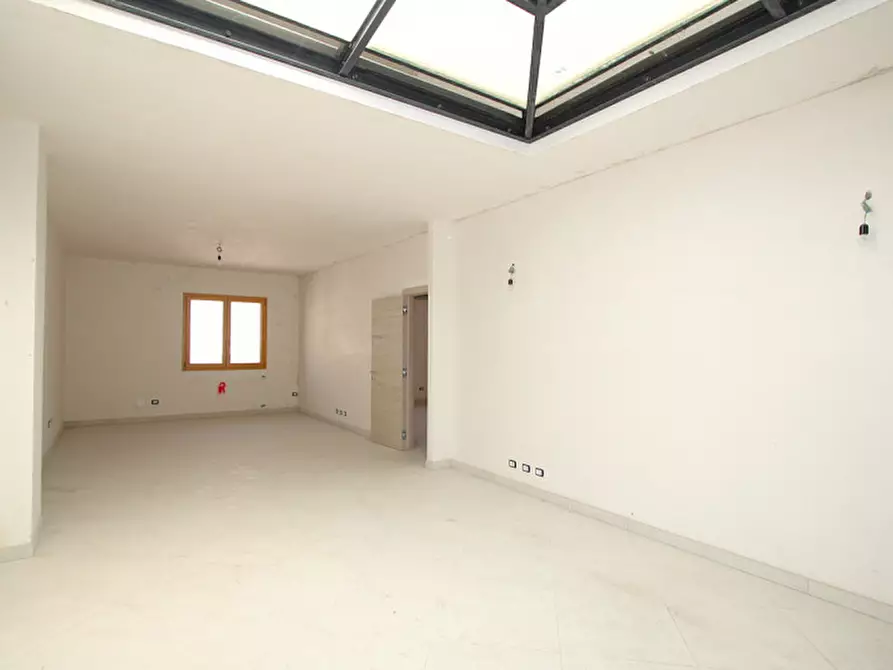 Immagine 9 di Ufficio in vendita  in Via Impero, Parabita, LE, Italia a Parabita