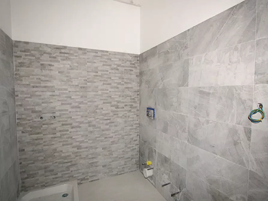 Immagine 16 di Ufficio in vendita  in Via Impero, Parabita, LE, Italia a Parabita