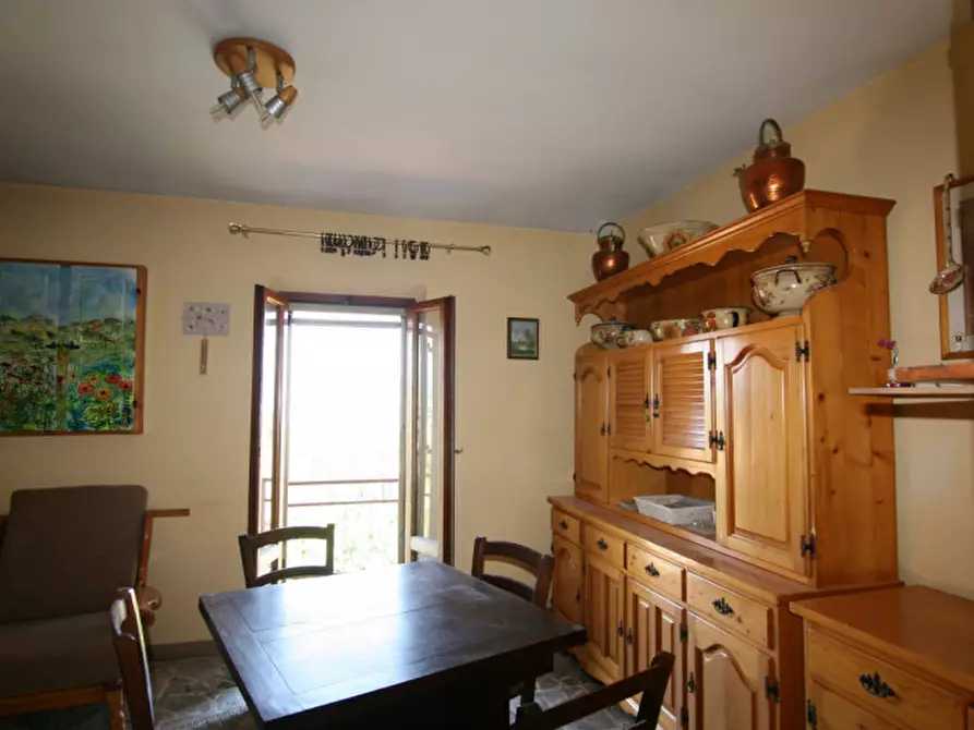Immagine 8 di Villa in vendita  a Sinalunga
