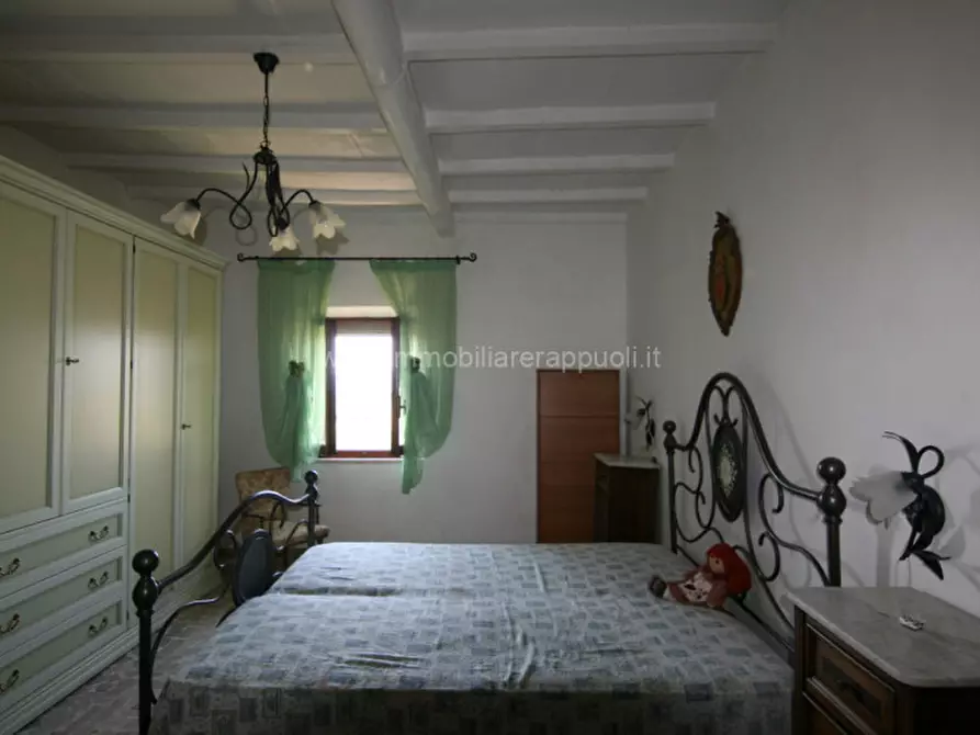 Immagine 22 di Villa in vendita  a Sinalunga